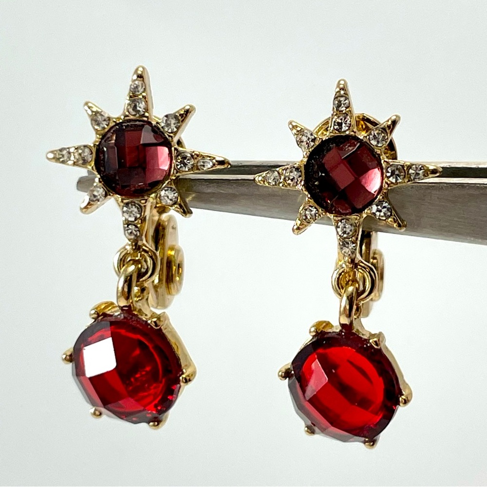 Anne Klein Gold Red Crystal Glass Rhinestone Dangle Earrings Clip On’s Vintage